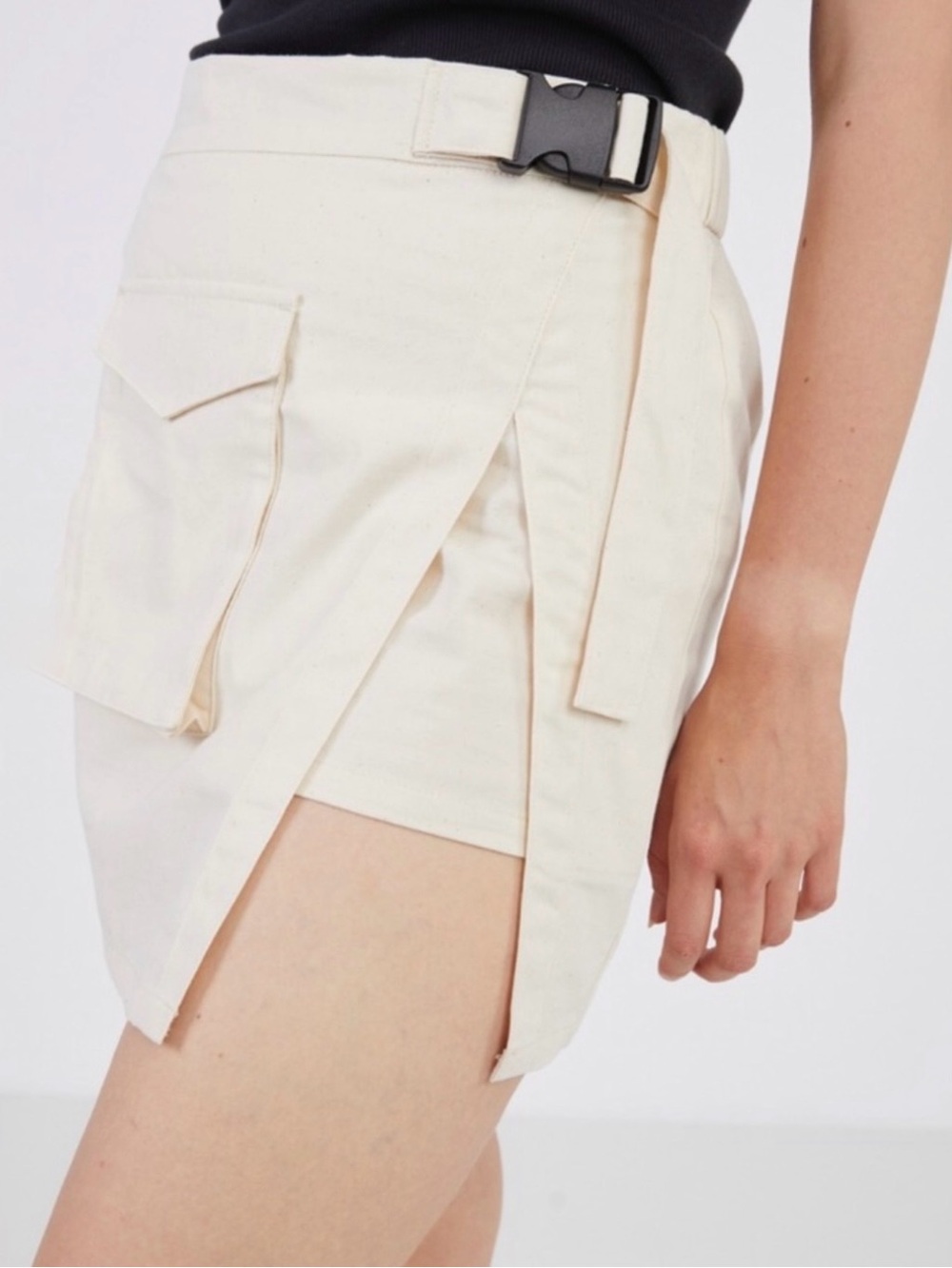 Noisy May Skirt Cargo Denim Skirt in Ecru Size Medium